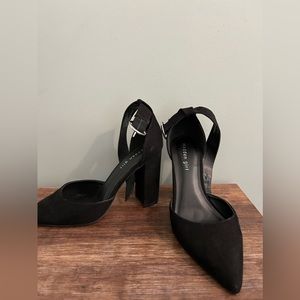 Brand new chunky black pointed heels